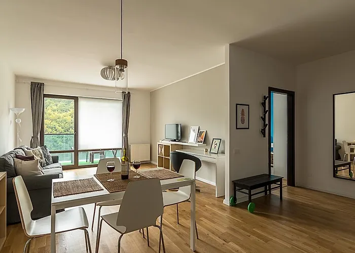 Tampa Gardens - Mountain View Apartment
